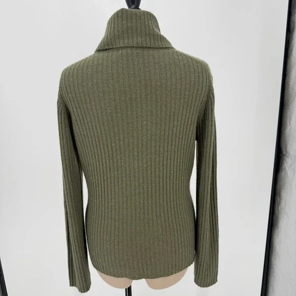 Mendocino Cashmere Olive Green Ribbed Turtleneck Sweater - Picture 4 of 9